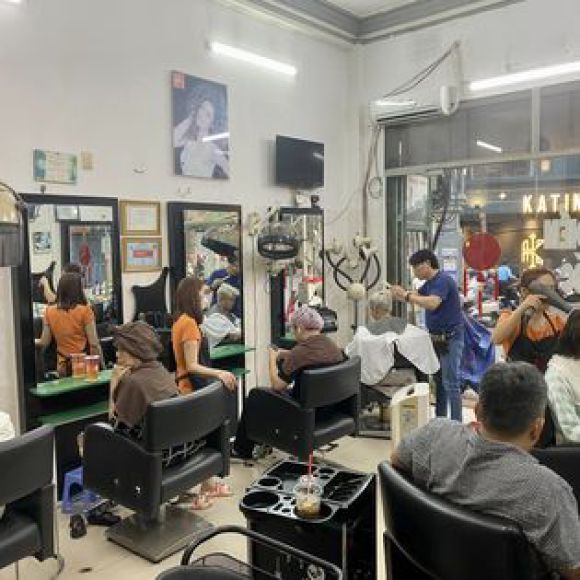 Salon làm tóc - Cắt tóc nam