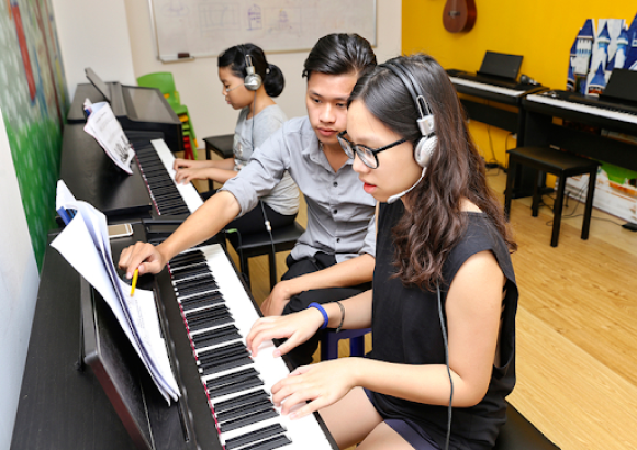 Nhạc cụ - Nhạc sống - Khoá học âm nhạc