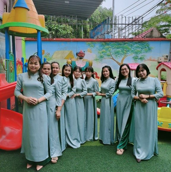 Mầm non