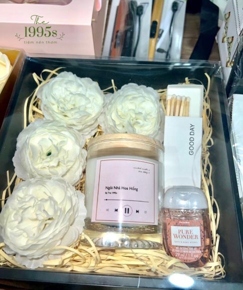 Làm nến thơm