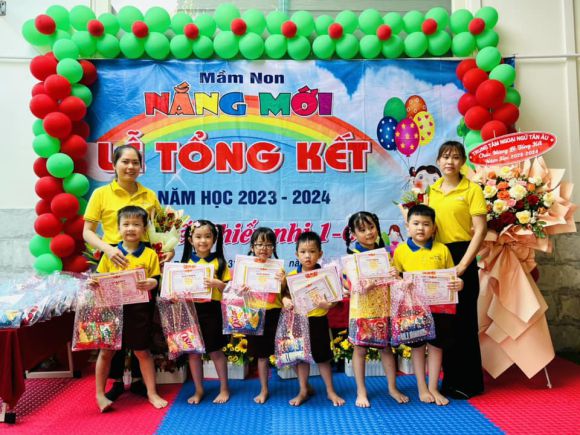 Mầm non