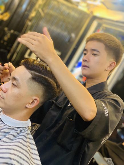 Salon làm tóc - Cắt tóc nam