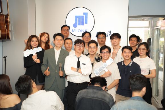 Nhạc cụ - Nhạc sống - Khoá học âm nhạc