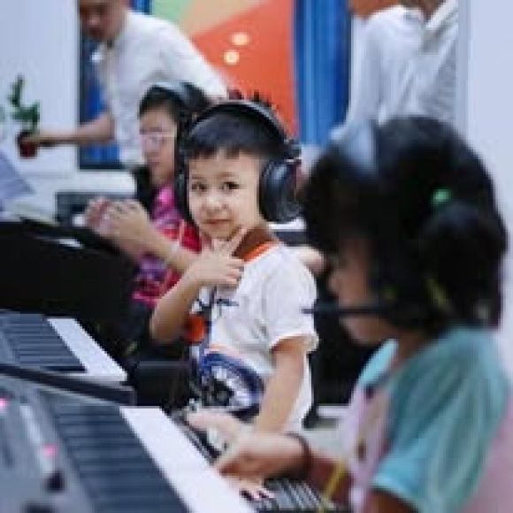 Nhạc cụ - Nhạc sống - Khoá học âm nhạc
