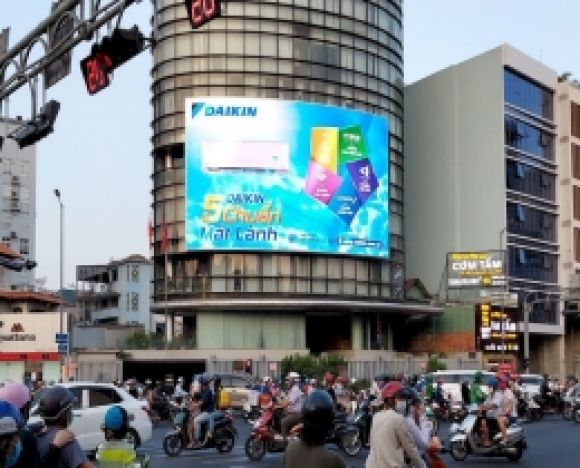 Thiết kế và thi công quảng cáo