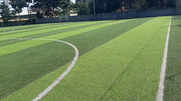Lưới sân bóng đá
