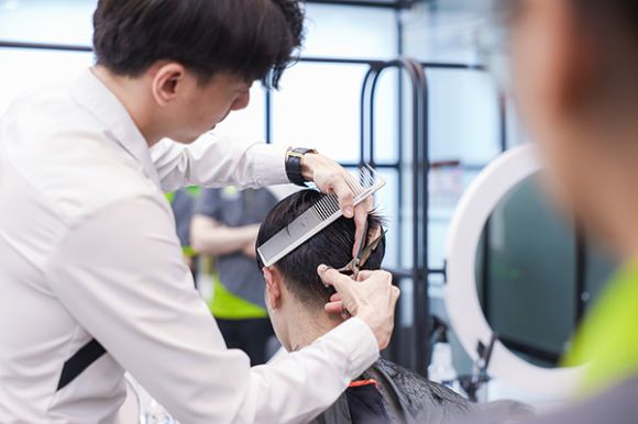 Salon làm tóc - Cắt tóc nam