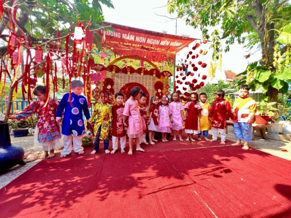Mầm non