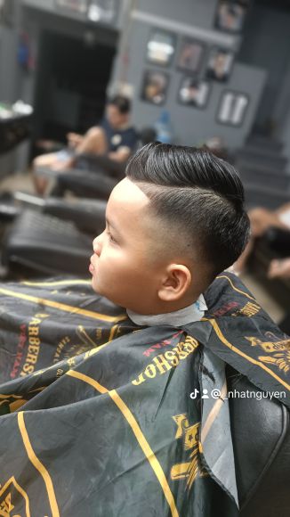 Salon làm tóc - Cắt tóc nam