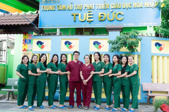 Giáo dục trẻ tự kỷ