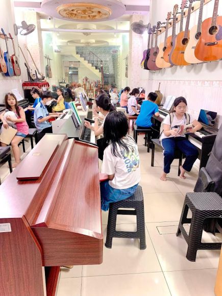 Nhạc cụ - Nhạc sống - Khoá học âm nhạc