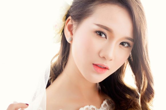 Thẩm mỹ viện - Phun xăm