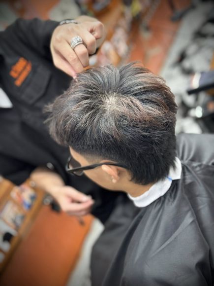 Salon làm tóc - Cắt tóc nam