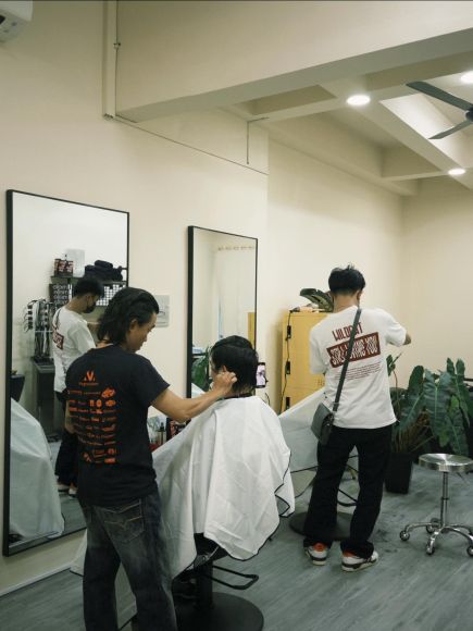 Salon làm tóc - Cắt tóc nam