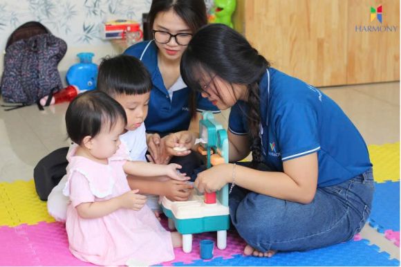 Giáo dục trẻ tự kỷ