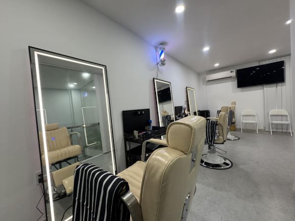 Salon làm tóc - Cắt tóc nam