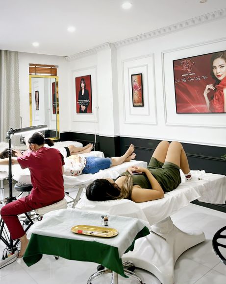 Thẩm mỹ viện - Phun xăm