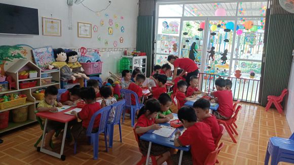 Giáo dục trẻ tự kỷ