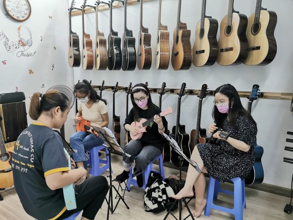 Nhạc cụ - Nhạc sống - Khoá học âm nhạc