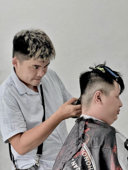 Salon làm tóc - Cắt tóc nam