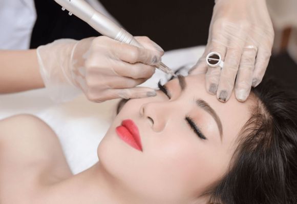 Thẩm mỹ viện - Phun xăm