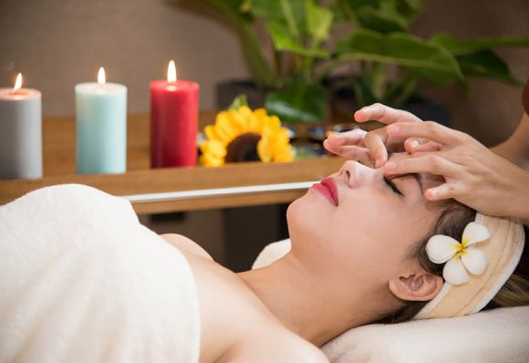 Thẩm mỹ viện - Phun xăm