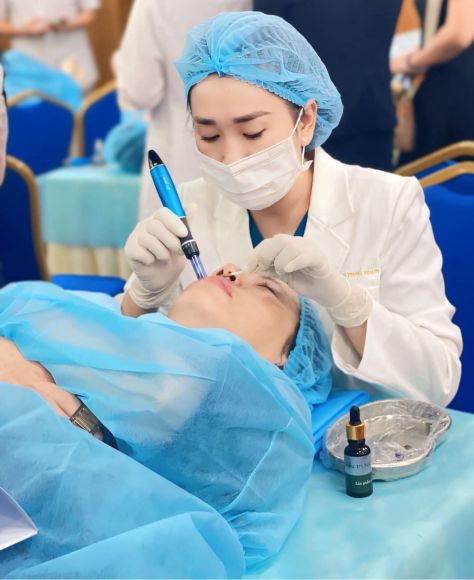 Thẩm mỹ viện - Phun xăm