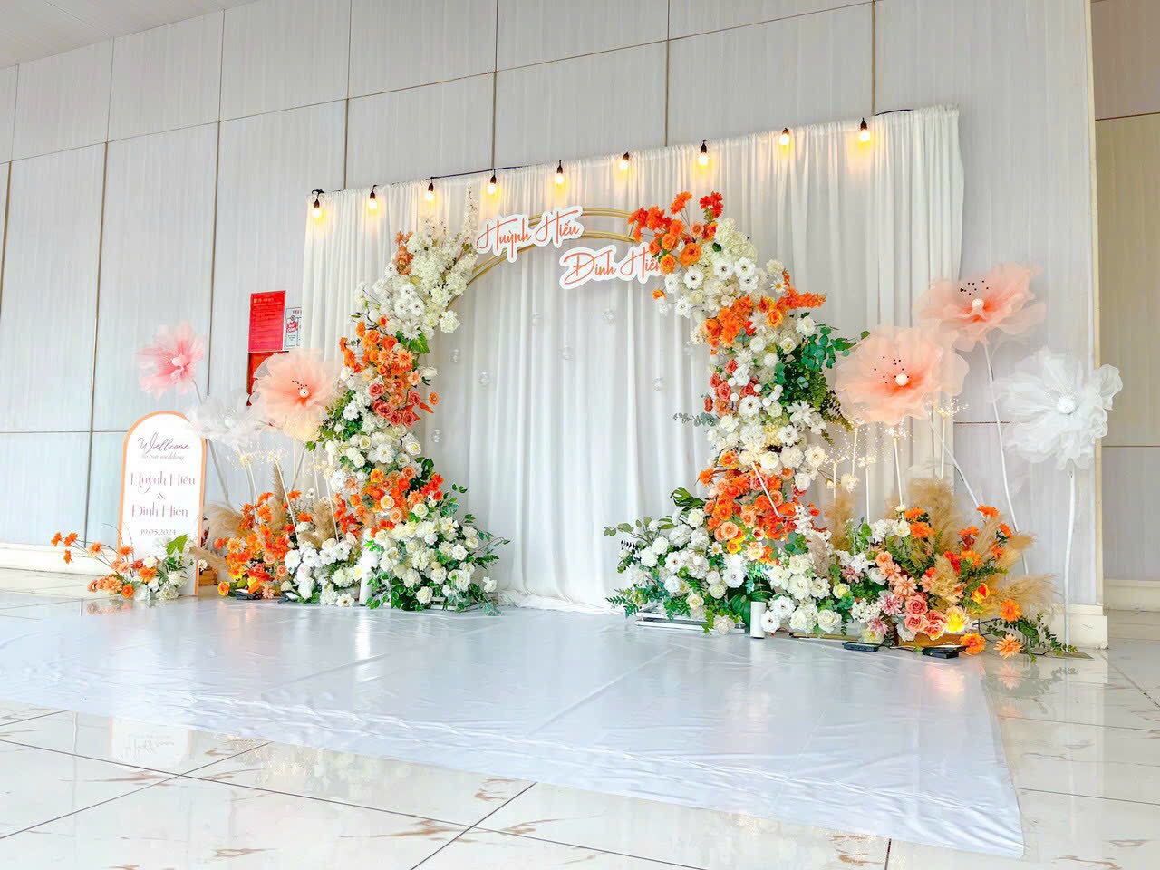 Đơn Vị Trang Trí Backdrop Uy Tín Tại TPHCM