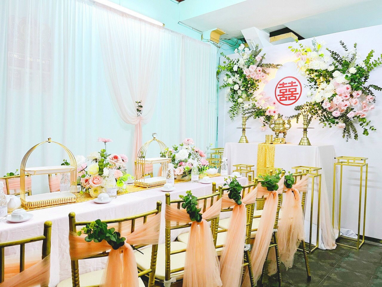 Dịch Vụ Trang Trí Bàn Thờ Gia Tiên Ngày Cưới