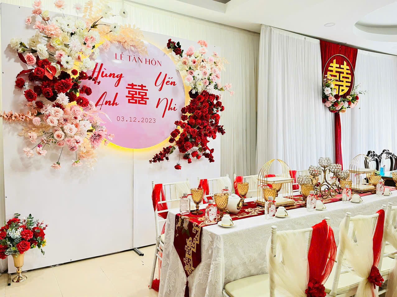 Dịch vụ trang trí bàn thờ gia tiên ngày cưới