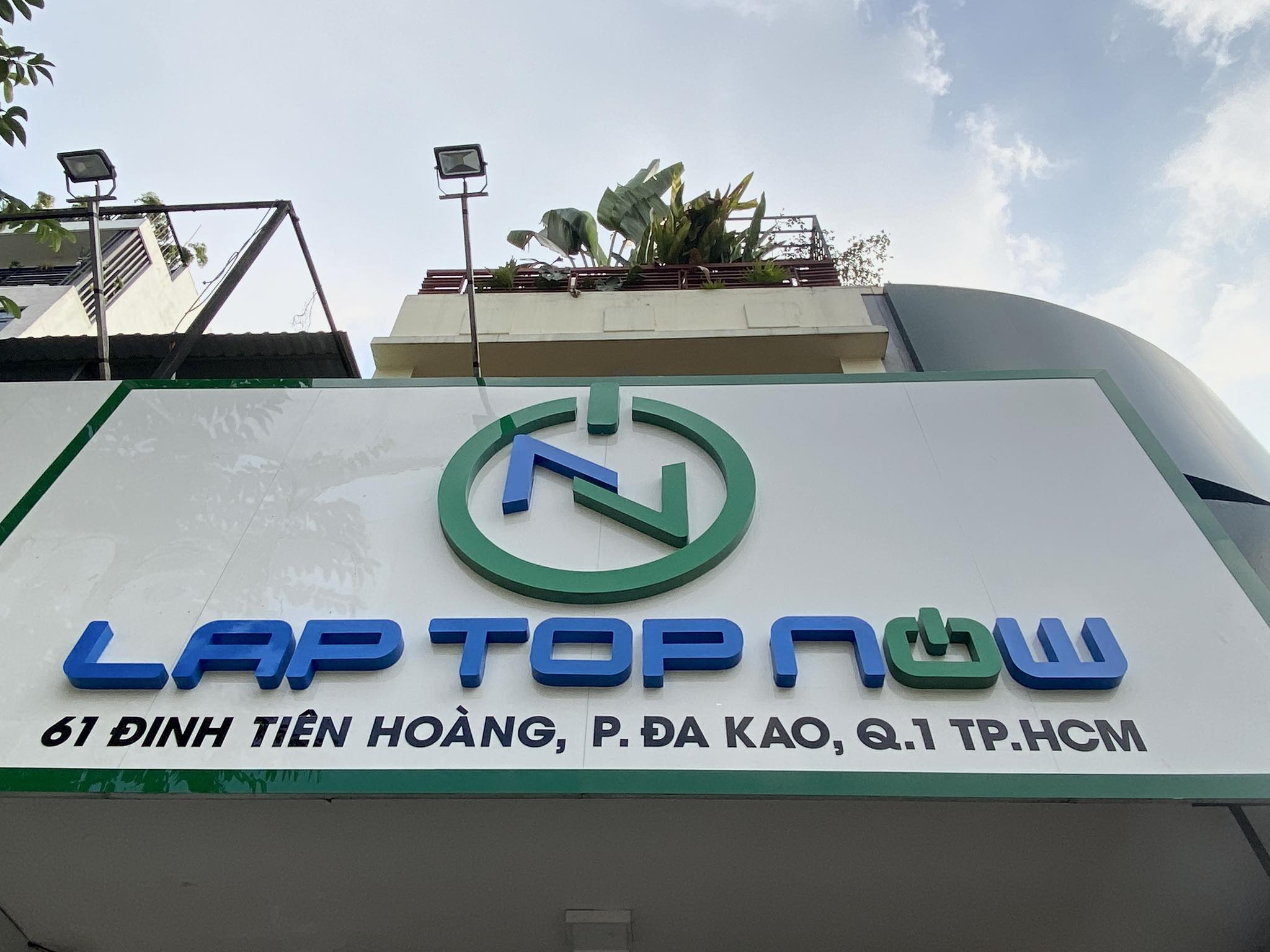 Top 3 địa chỉ bán laptop uy tín tại quận 1
