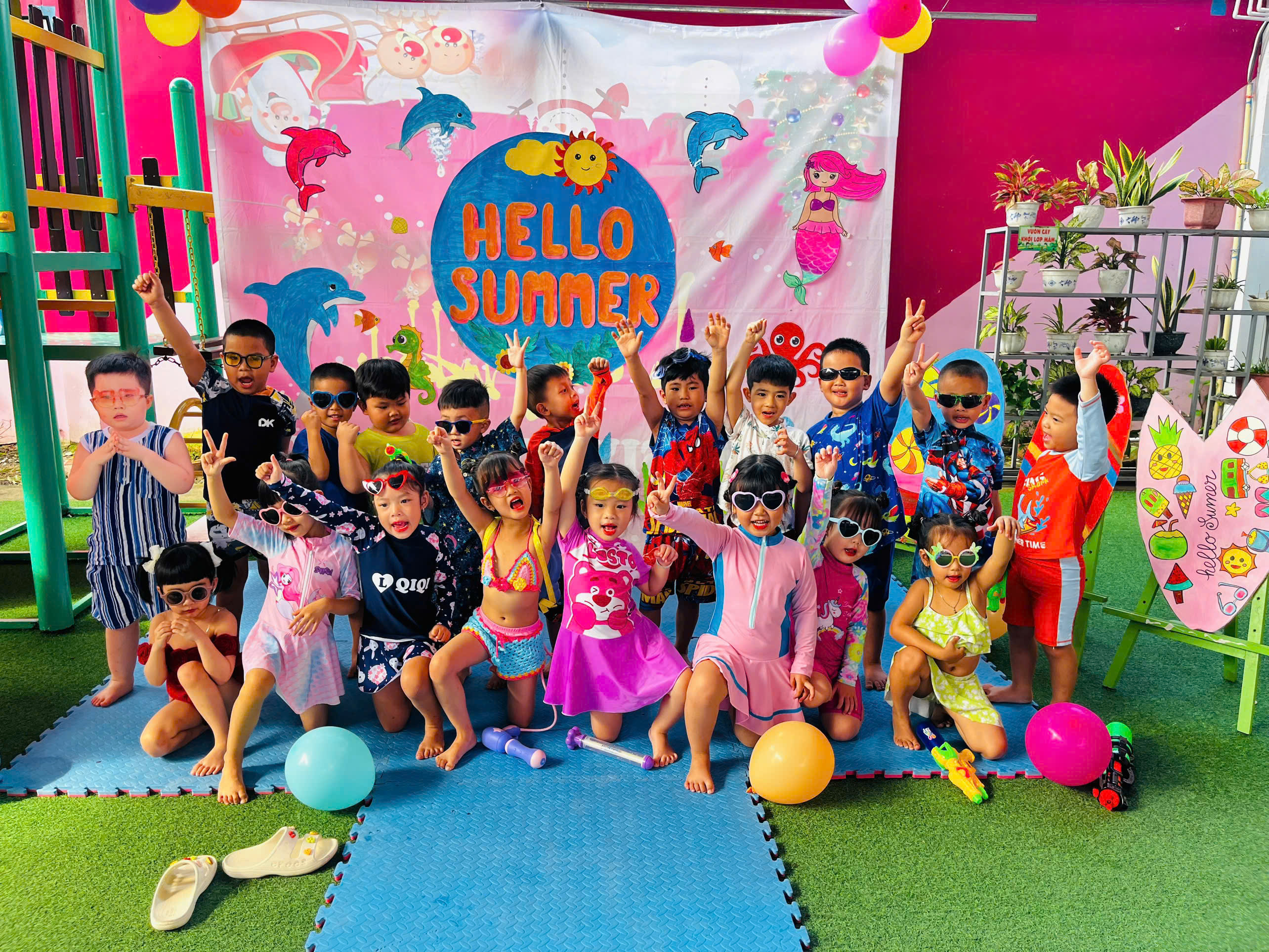 LỄ HỘI NƯỚC MÙA HÈ – KHÔNG GIAN TUỔI THƠ BÙNG NỔ TẠI MẦM NON MẶT TRỜI BÉ THƠ