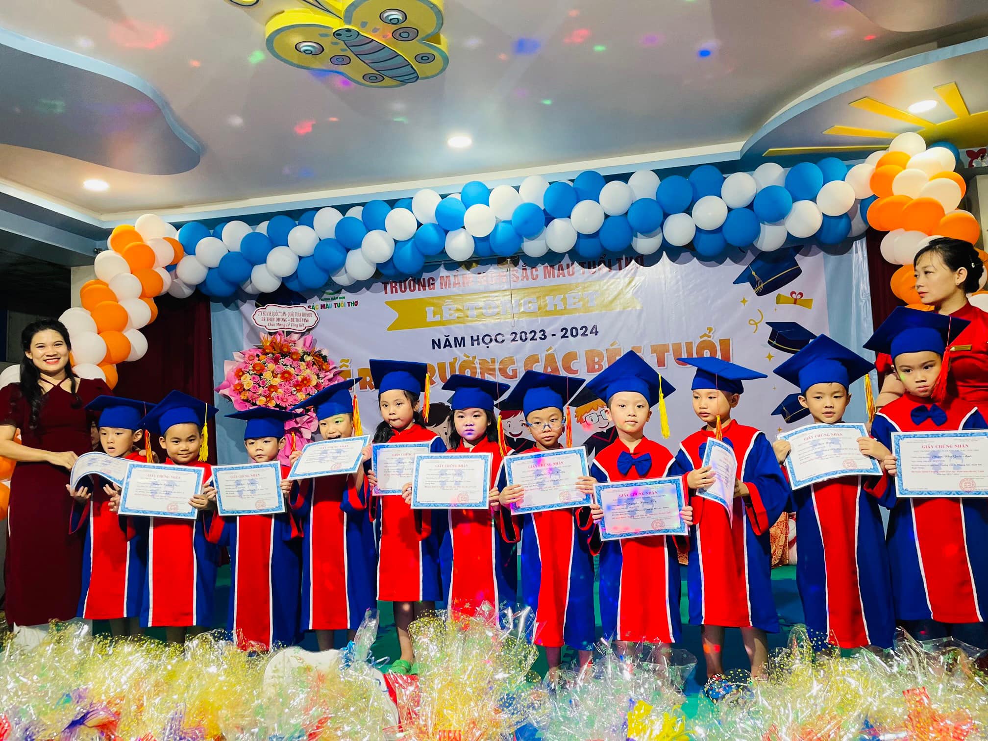 Khám Phá Thế Giới Sắc Màu Tuổi Thơ