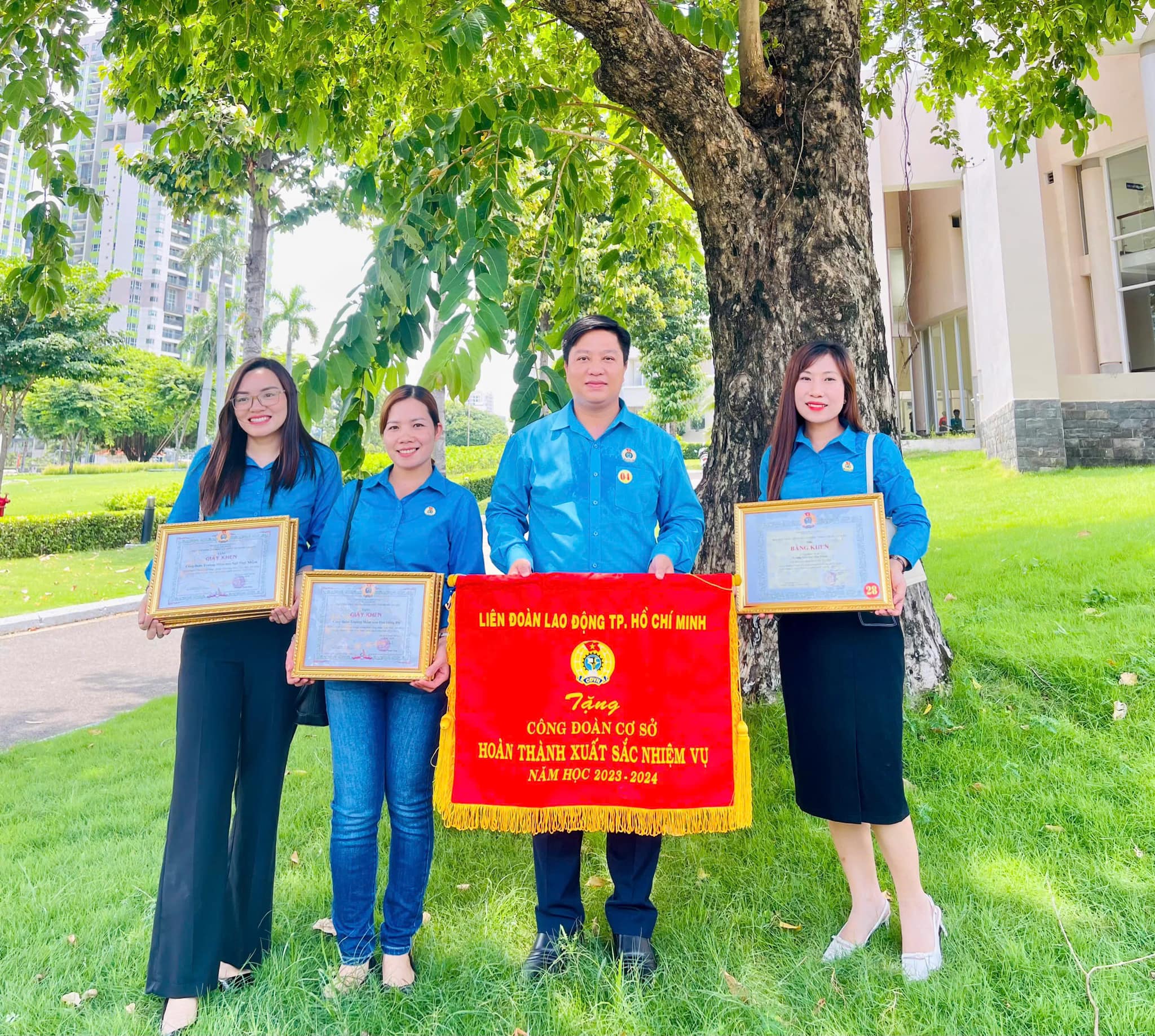 Mầm Non Ban Mai - Ôm ấp yêu thương, chắp cánh ước mơ