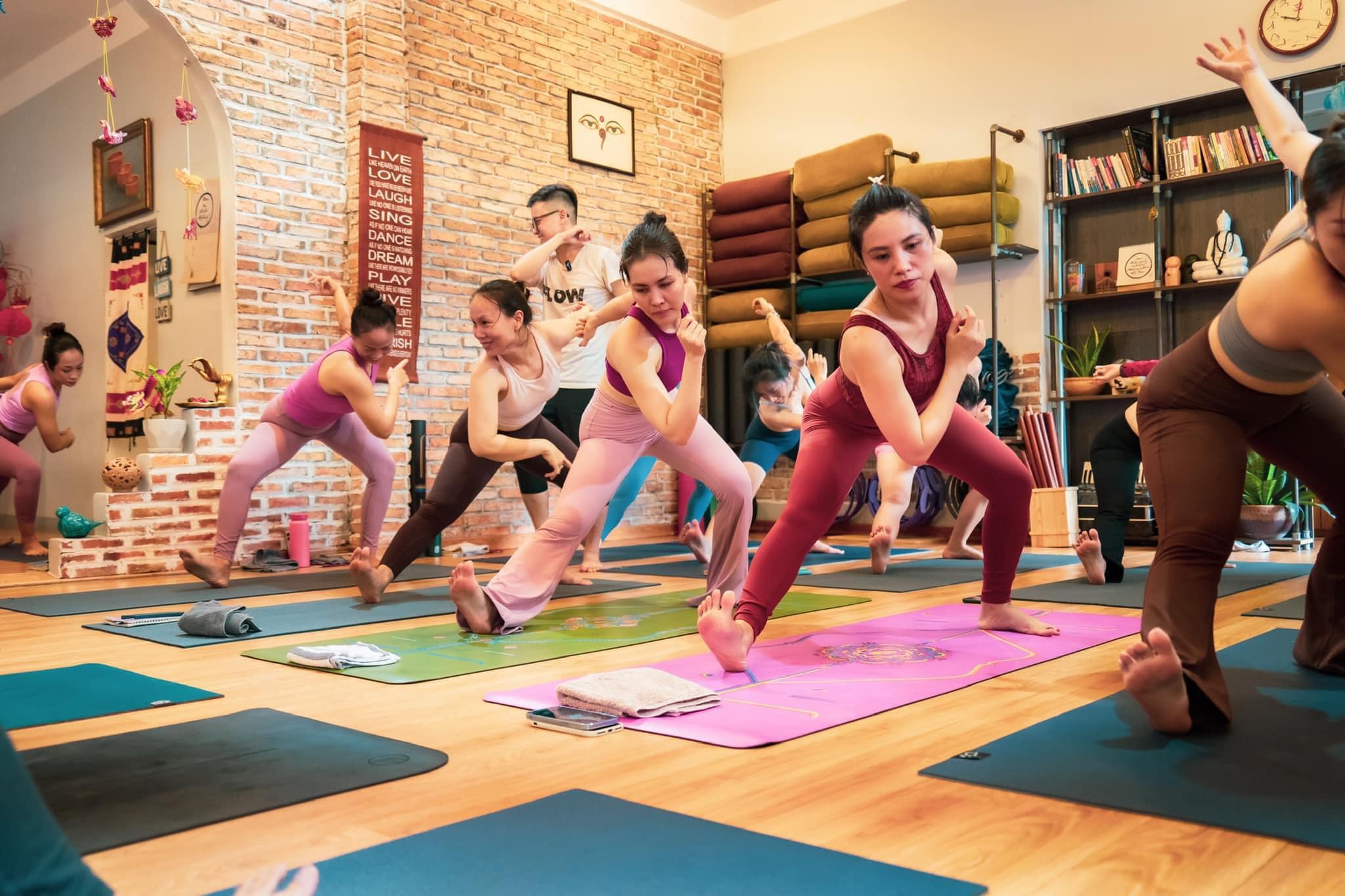 Nơi Hội Tụ Năng Lượng Tốt: Top 3 Trung Tâm Yoga Được Đánh Giá Cao Mà Bạn Không Nên Bỏ Lỡ Ở Quận 3