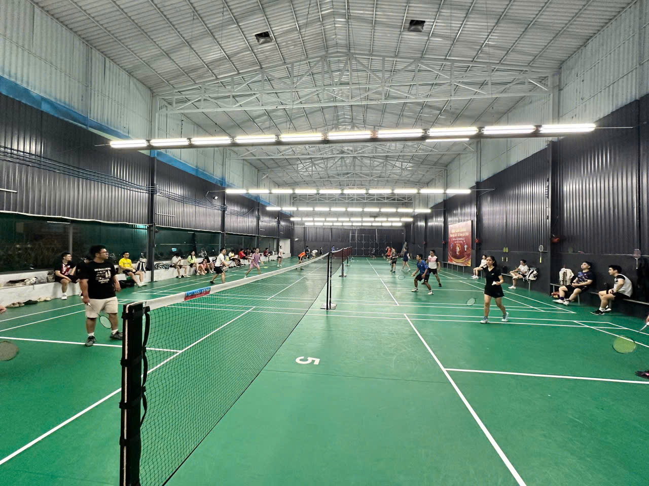 Top 3 Sân Cầu Lông Uy Tín, Chất Lượng, Giá Cả Hợp Lý Ở Thủ Đức