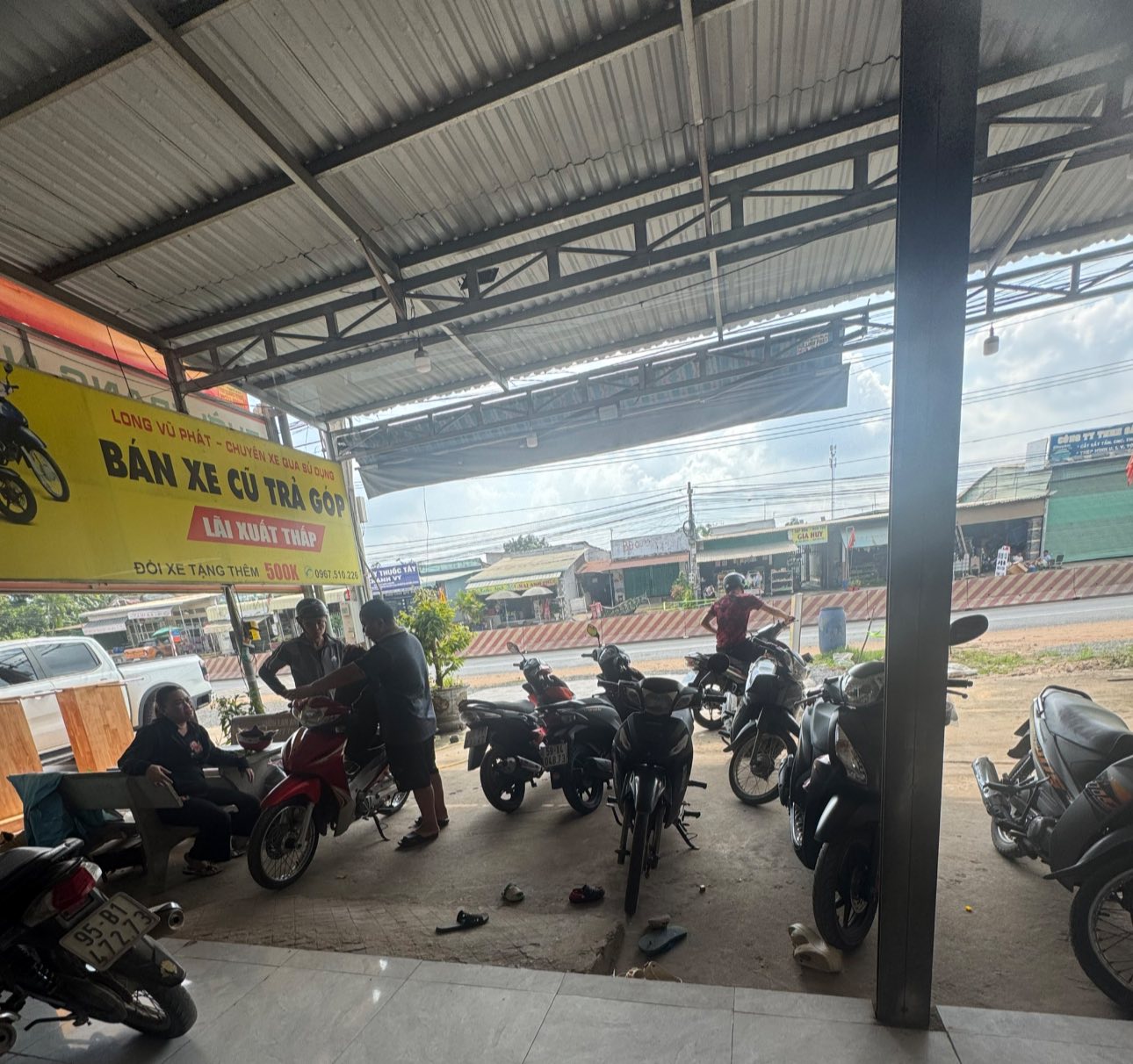 Top 3 Cửa Hàng Cầm Đồ Uy Tín Tại Bình Dương – Long Vũ Phát Dẫn Đầu