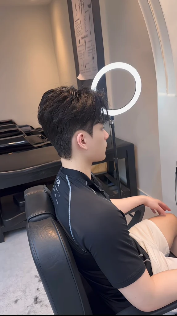 Top 3 Salon Làm Tóc Uy Tín Tại Quận 10 – Hậu Hair Studio Dẫn Đầu