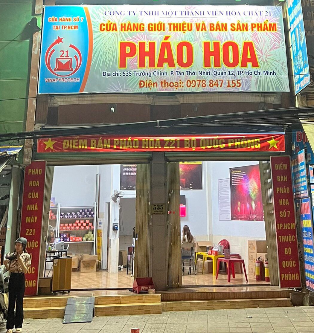 Top 3 Cửa Hàng Kinh Doanh Pháo Hoa Uy Tín Tại Quận 1 - Cháy Lên Vào Đêm Đỏ Rực!