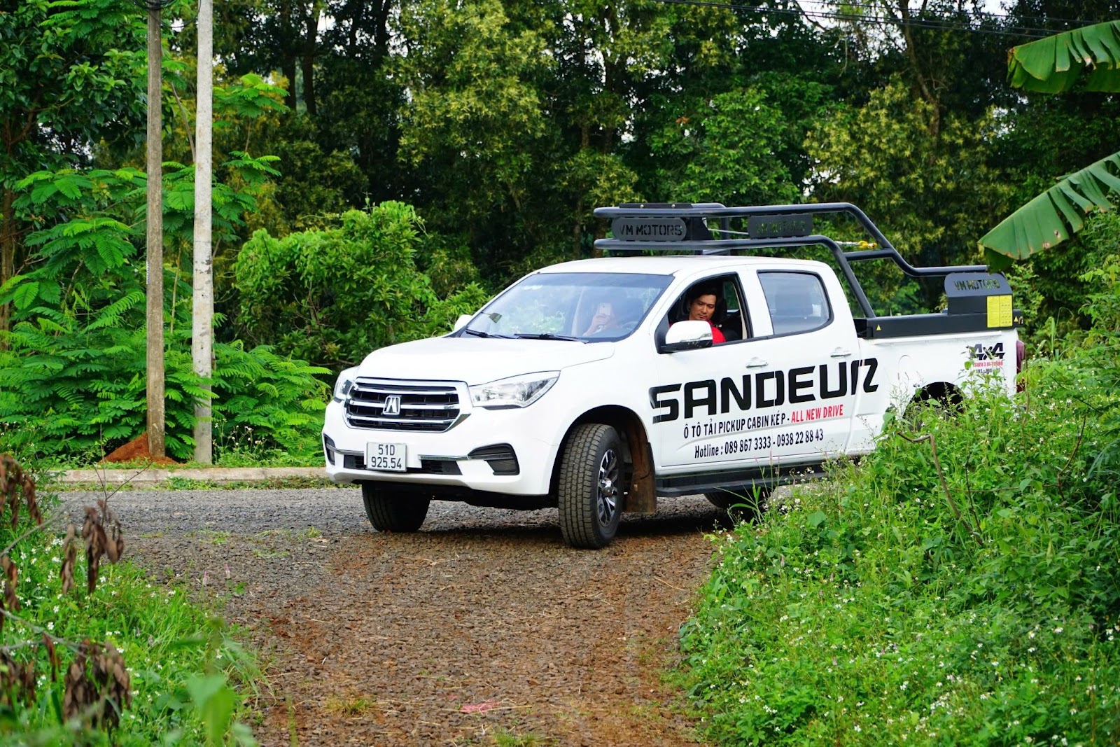 Rước Ngay Sandeur S100 Với Ưu Đãi Bạt Ngàn Từ VM Motors: Giảm Giá 20 Triệu, Tặng Lót Thùng và Bộ Lọc Bảo Dưỡng!