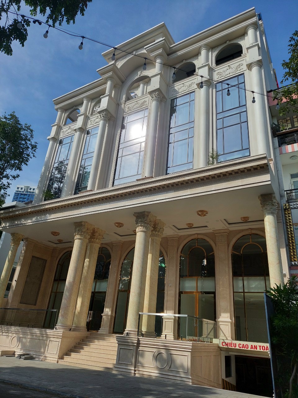 TOP CÁC DOANH NGHIỆP NHÔM KÍNH UY TÍN CHẤT LƯỢNG NHẤT HỒ CHÍ MINH