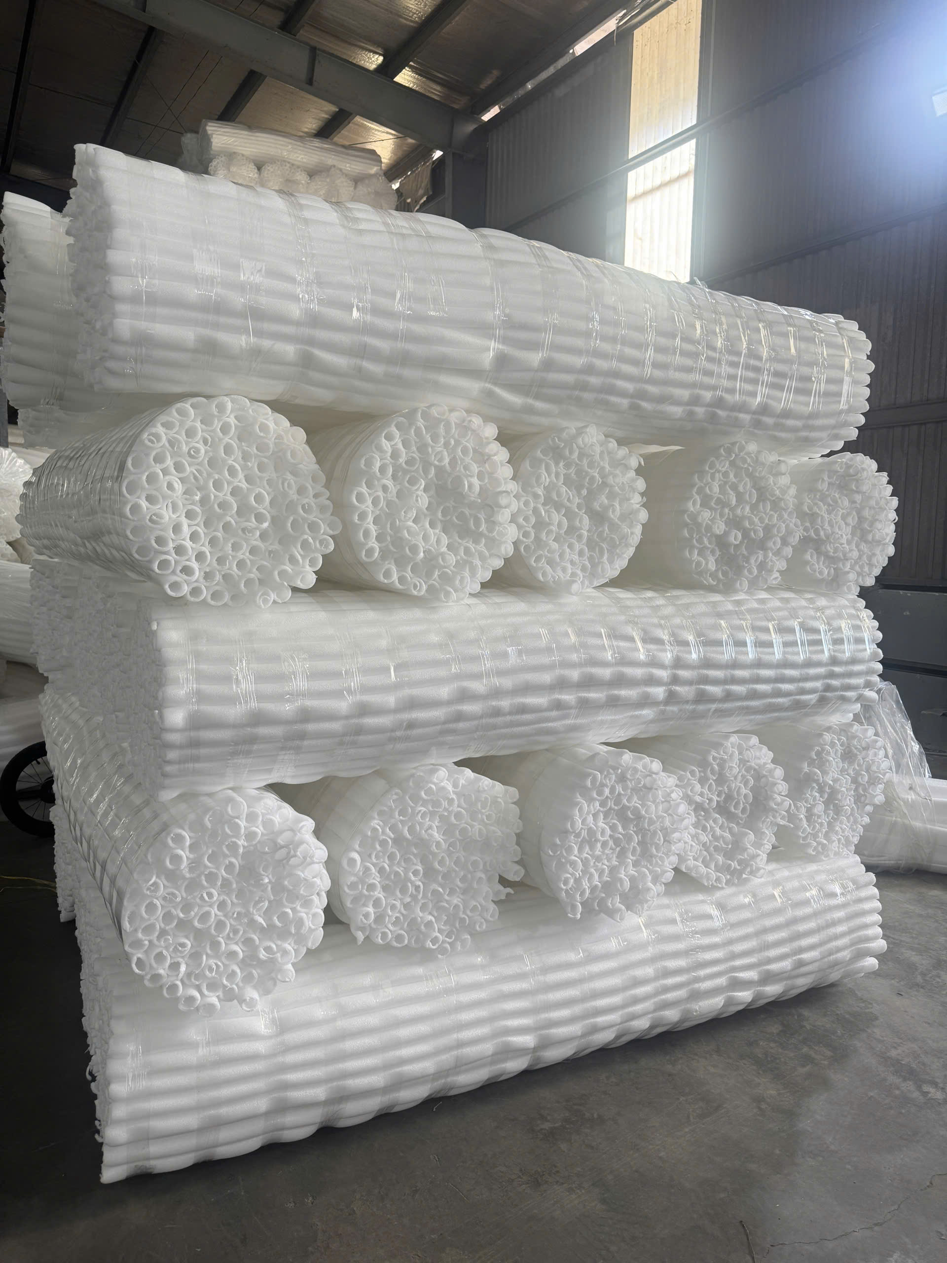 Top 3 Công Ty Sản Xuất Ống Xốp Rỗng PE Foam Uy Tín Tại Bình Dương