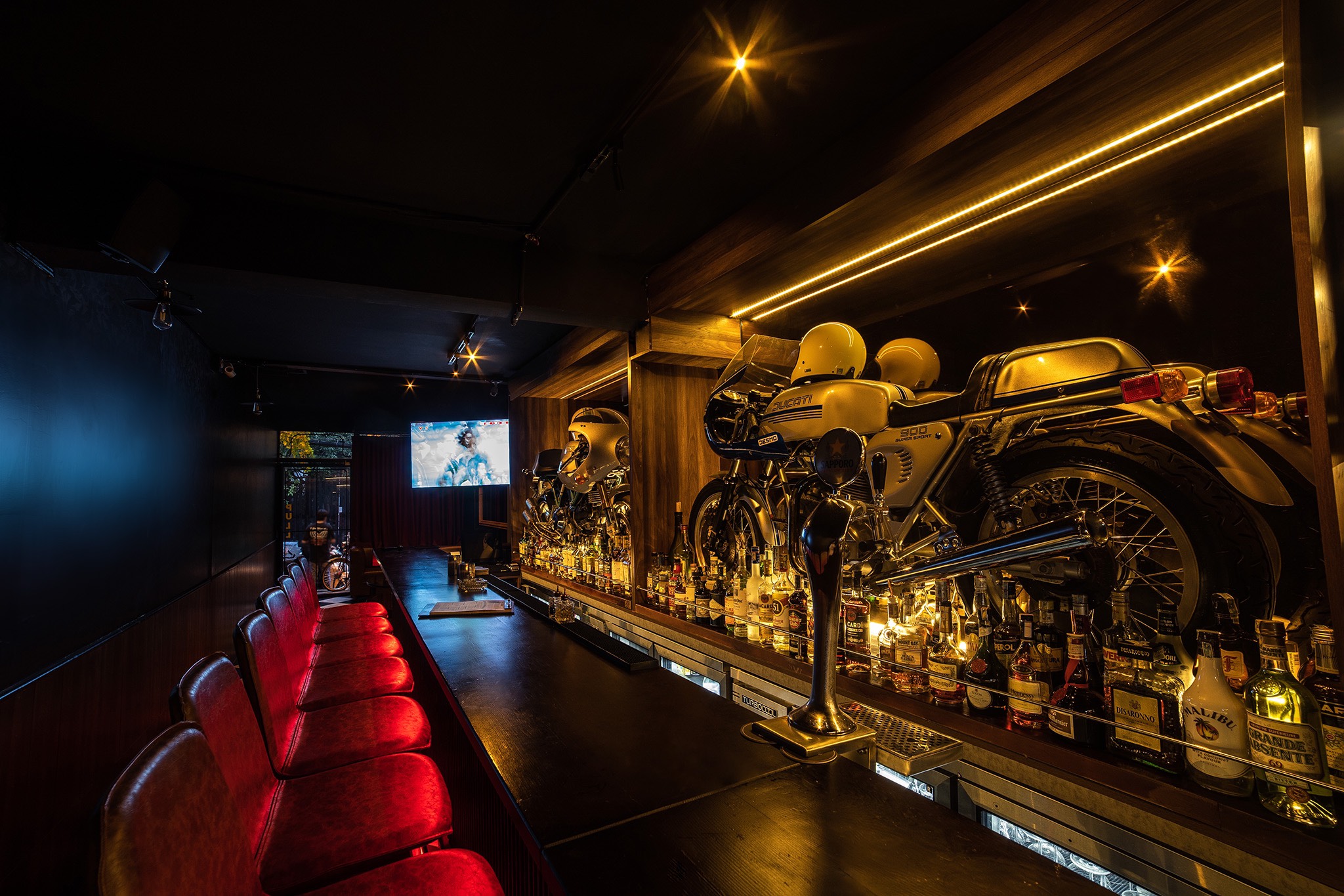 Quán Bar Cực Chill tại Sài Gòn - Không Gian Ấm Cúng