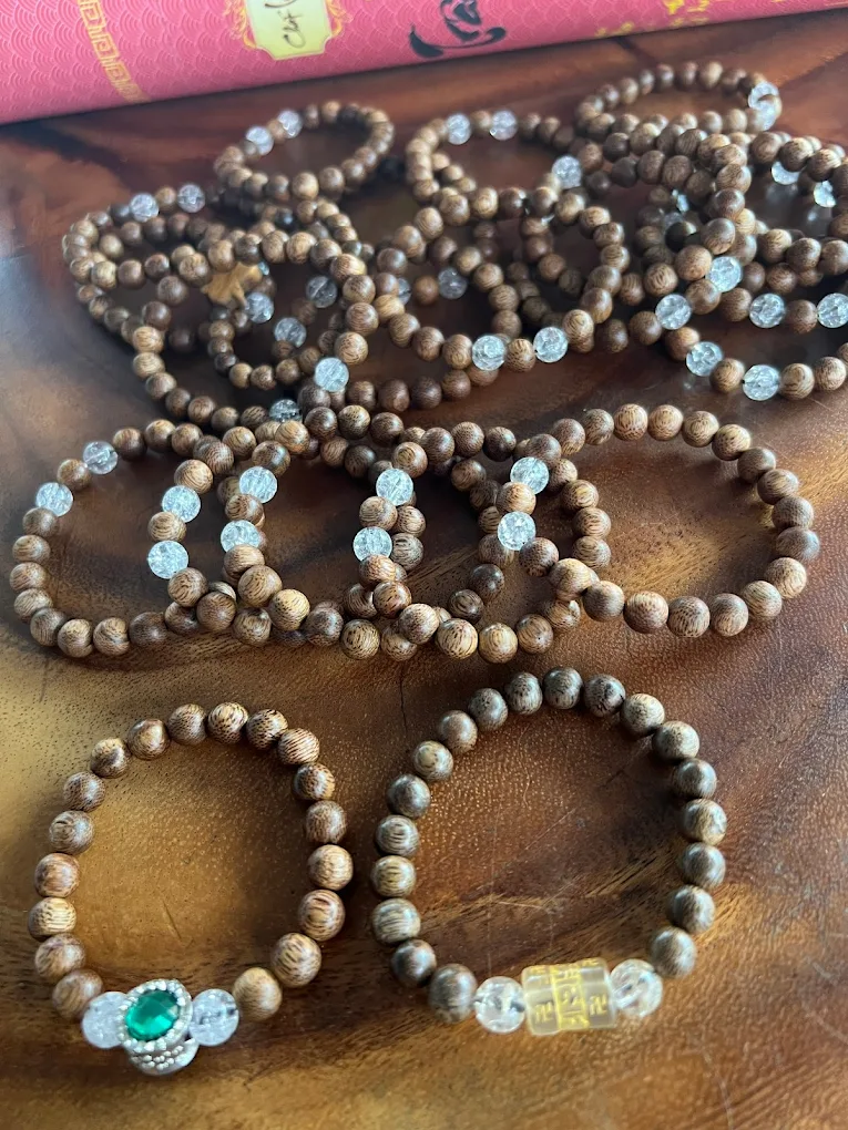 Top 3 Cửa Hàng Trang Sức Trầm Hương Uy Tín Tại Tân Bình