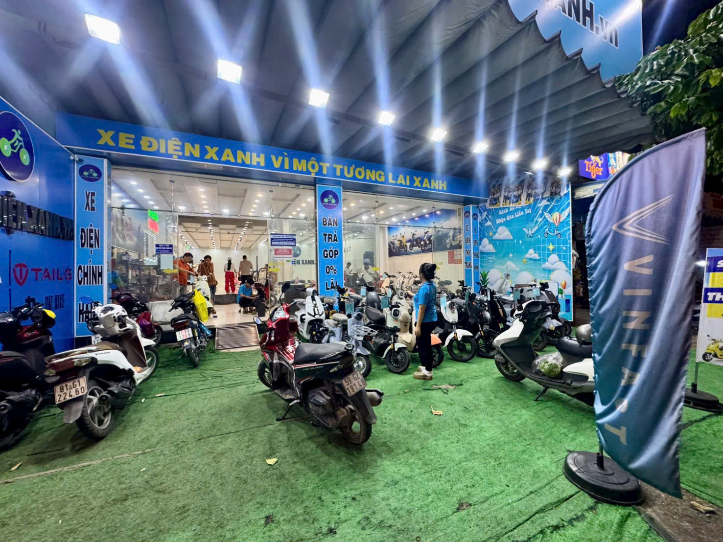 Vì sao Xe Máy Điện Xanh.VN được khách hàng tại TP.HCM tin tưởng & lựa chọn