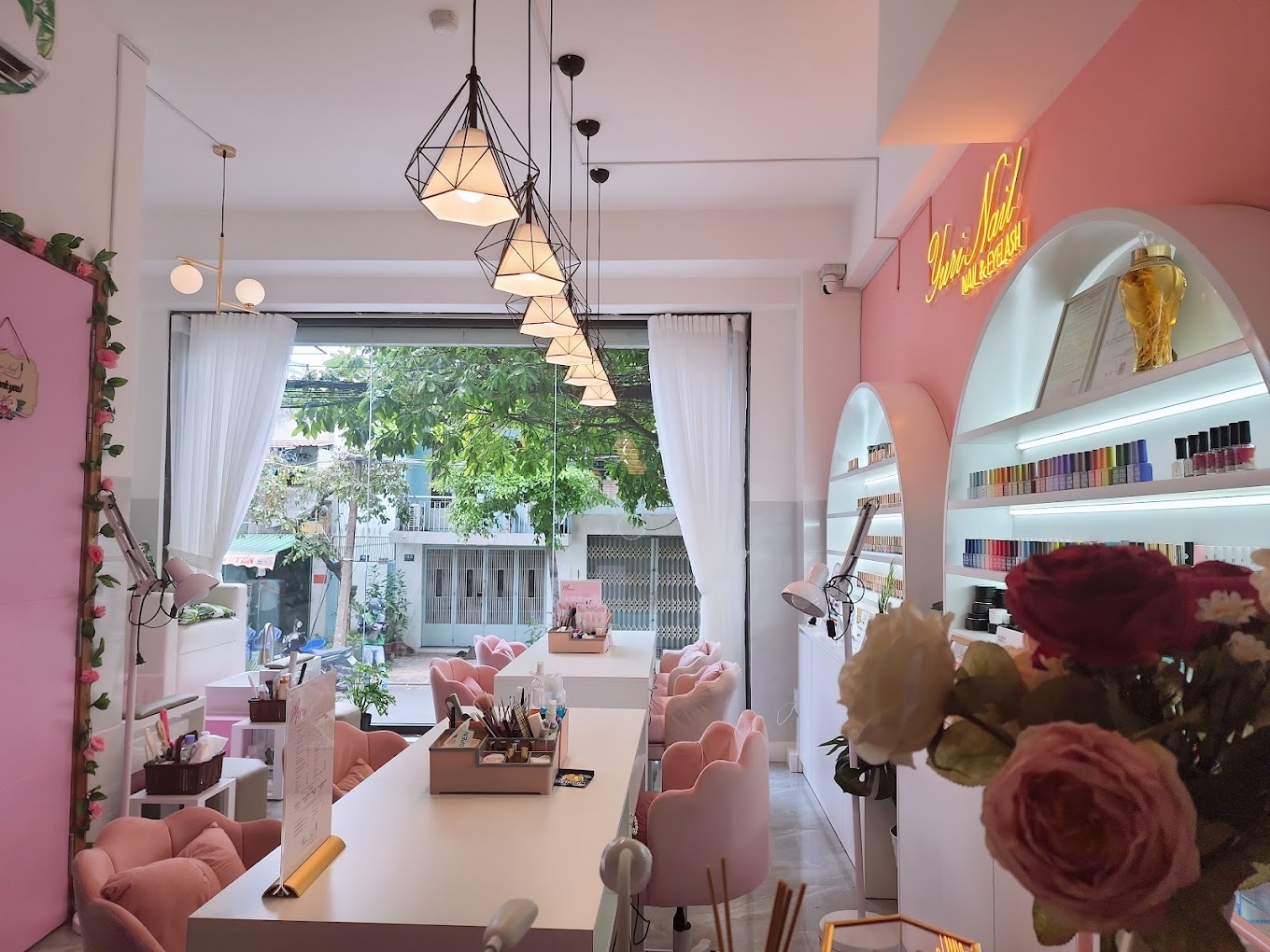 Top 3 Tiệm Nail Uy Tín Chất Lượng Tại Quận 7 Thành Phố Hồ Chí Minh