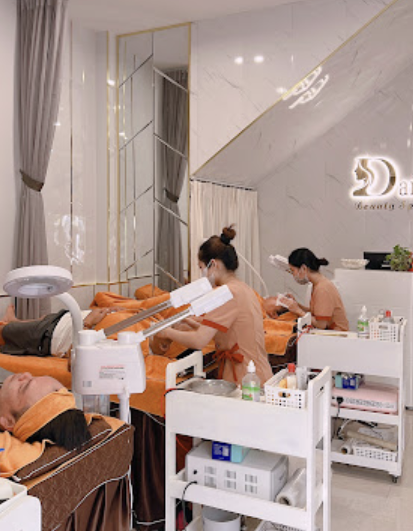 VITA Clinic là viện thẩm mỹ theo tiêu chuẩn châu Âu từ không gian clinic đến dịch vụ