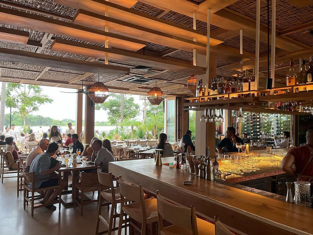 Top 11 địa chỉ nhà hàng bào ngư cao cấp tại TPHCM