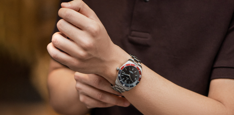 Top 3 xưởng đồng hồ uy tín chất lượng tại Quận 10, TP.HCM