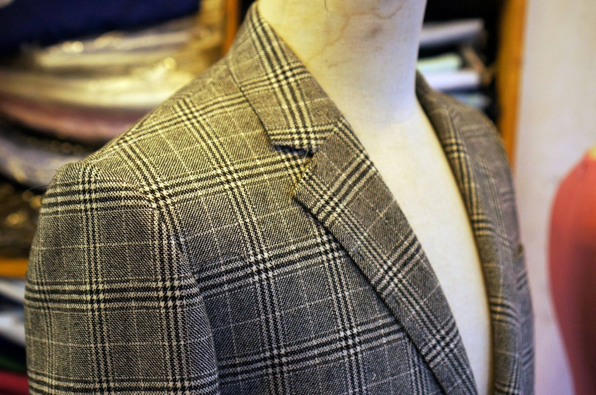 Dưới đây là bài viết SEO chuẩn về top 3 cửa hàng chuyên may đo vest, veston cao cấp tại Hồ Chí Minh:  Top 3 Cửa Hàng Chuyên May Đo Vest, Veston Cao Cấp Tư Vấn Miễn Phí Uy Tín Tại Hồ Chí Minh